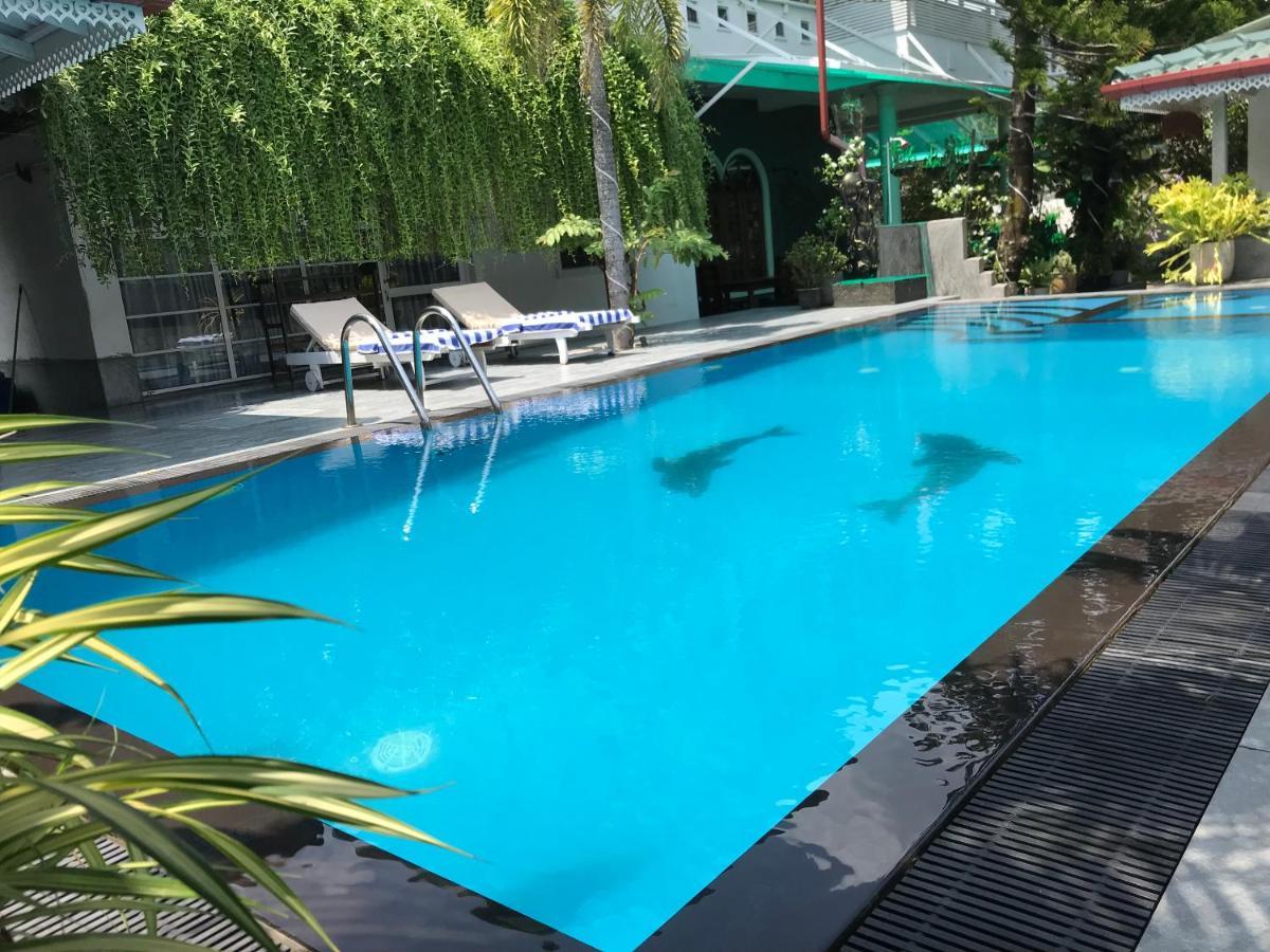 Avon Villa Hikkaduwa Exterior foto